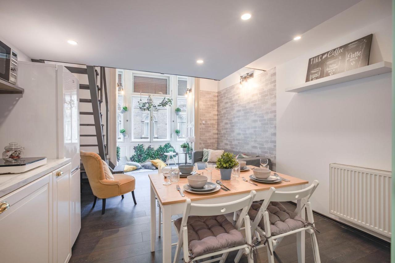 D'Crown Residences Будапеща Екстериор снимка