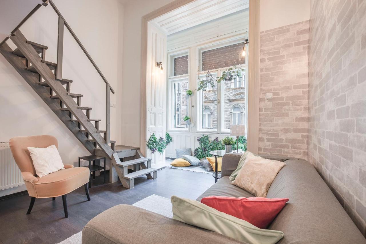 D'Crown Residences Будапеща Екстериор снимка