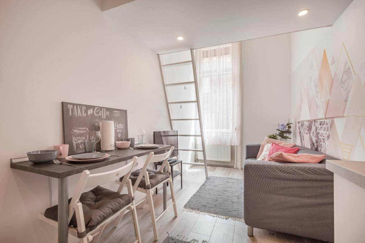 D'Crown Residences Будапеща Екстериор снимка
