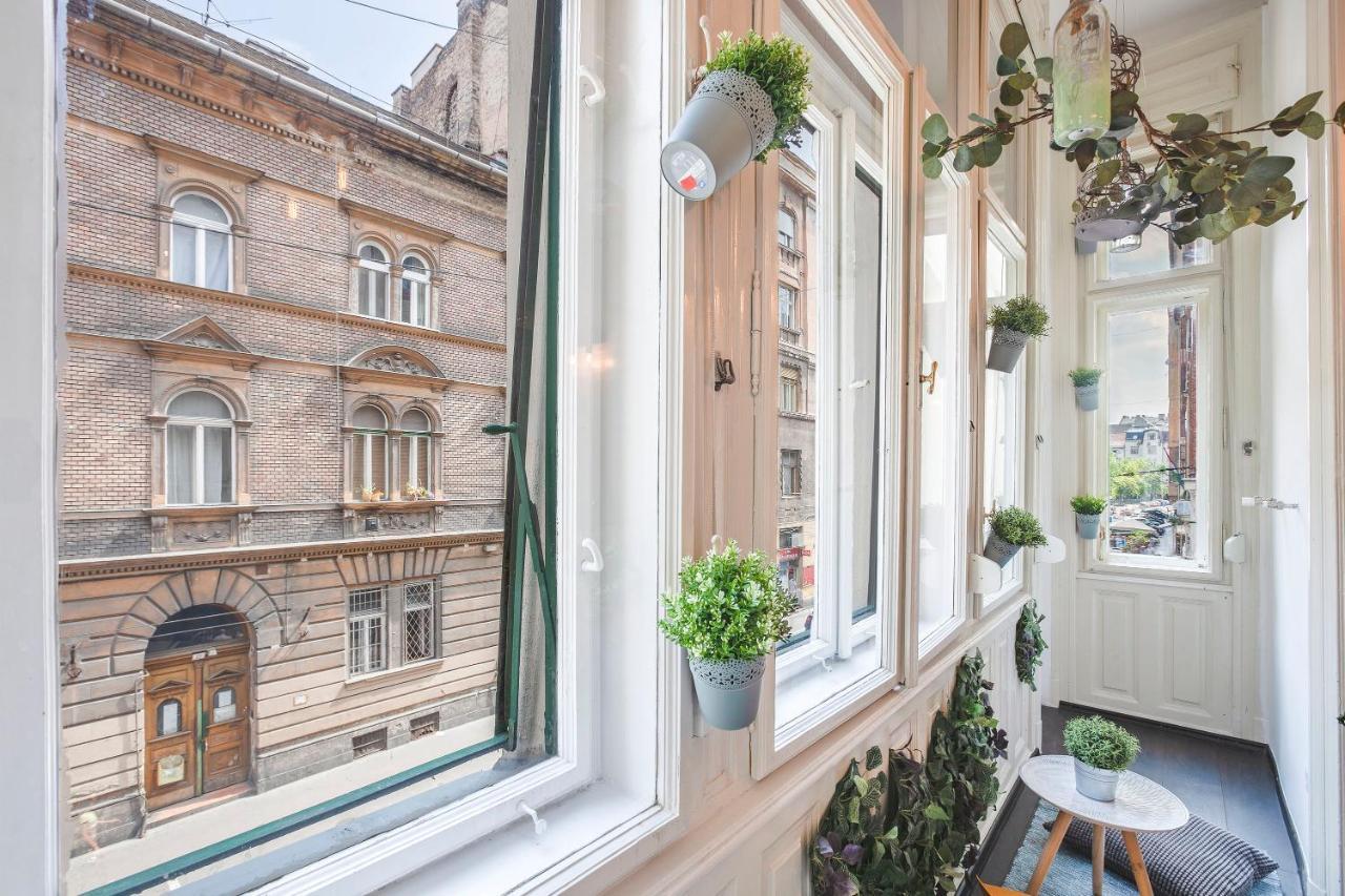 D'Crown Residences Будапеща Екстериор снимка